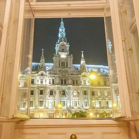 New York Palace View Daire